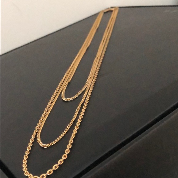VINTAGE GOLD TONE THREE TIER CHAIN NECKLACE - Picture 2 of 11